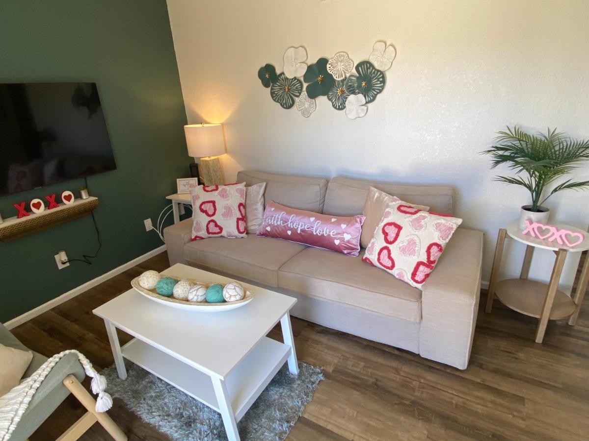 Contemporary 2-Bedroom Rental Unit Eagle Pass Ngoại thất bức ảnh