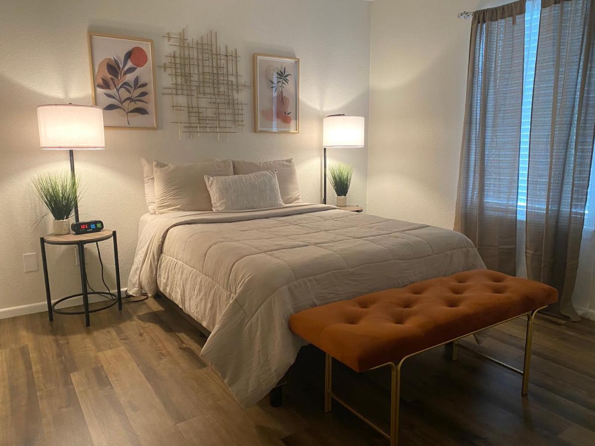 Contemporary 2-Bedroom Rental Unit Eagle Pass Ngoại thất bức ảnh